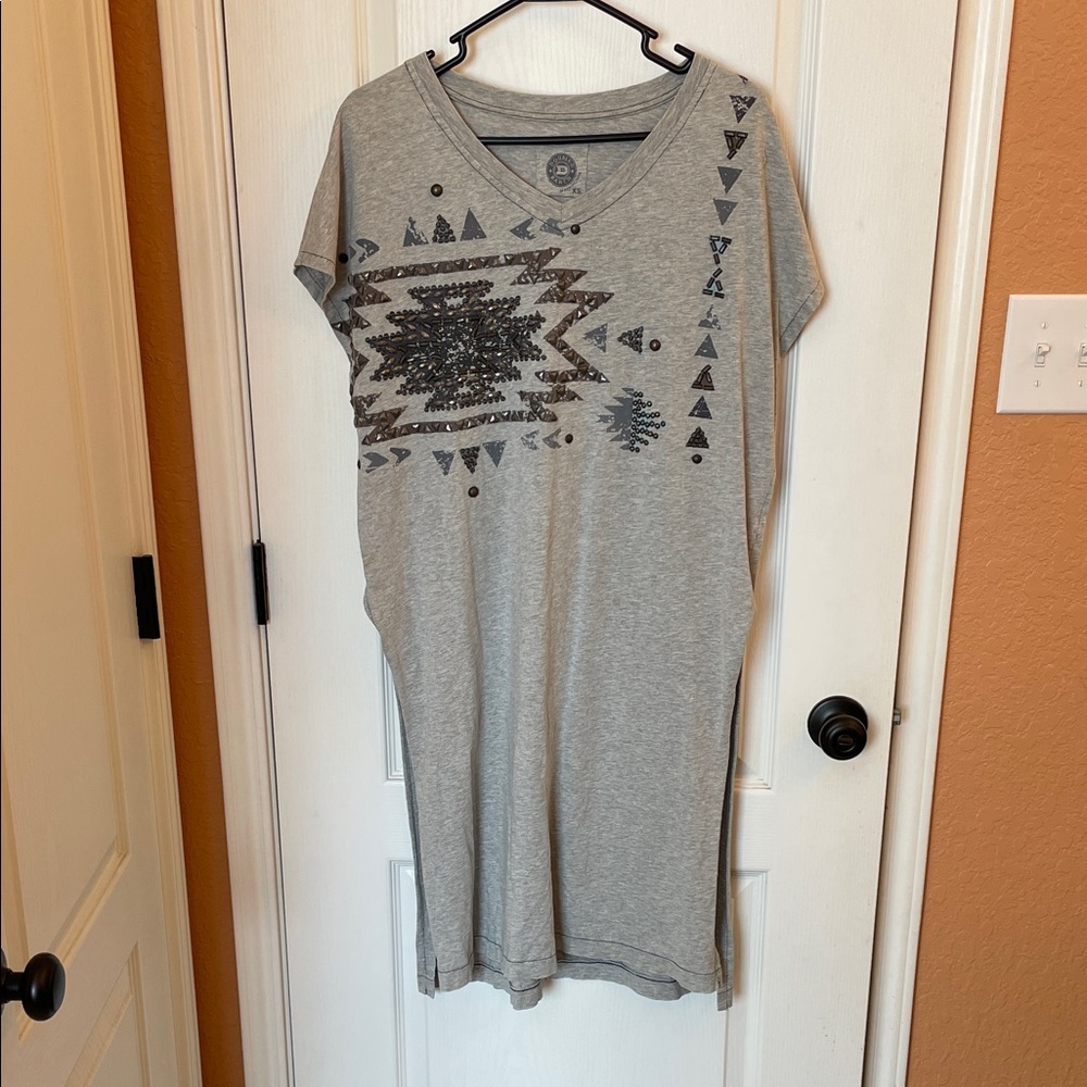 Double D Ranch Beaded Graphic Womens Tunic